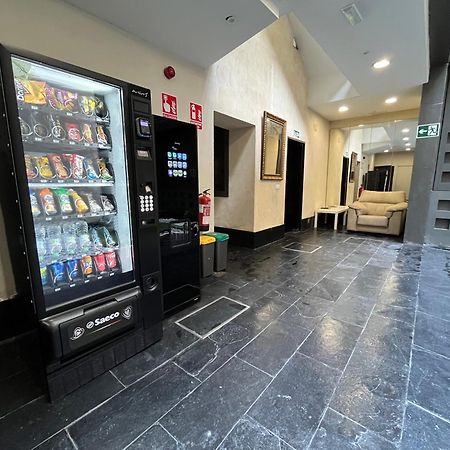 Center Sevilla Confort 7 ภายนอก รูปภาพ